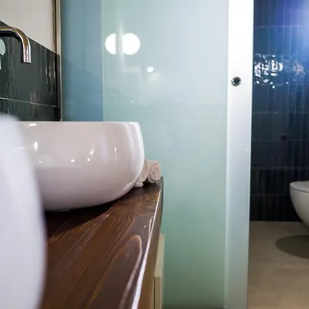 Casa Minerva - E Relax 4* 지오이아델콜레