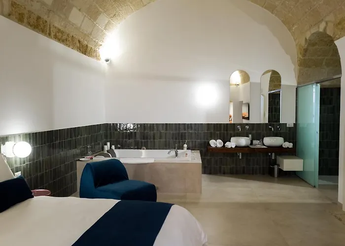 Casa Minerva - E Relax 4* 지오이아델콜레